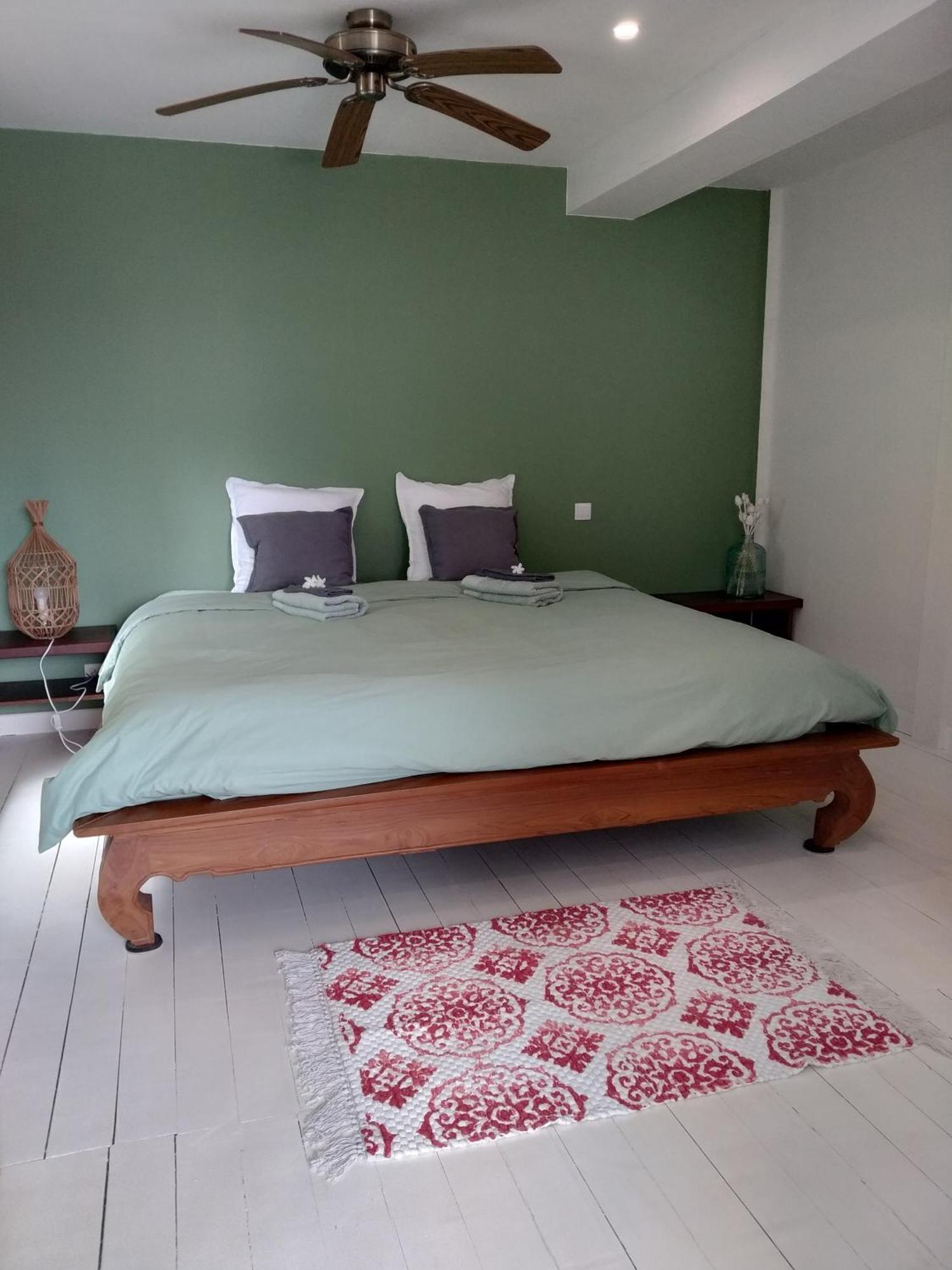 Chalet Ohana, Airport Family House Faaa Buitenkant foto